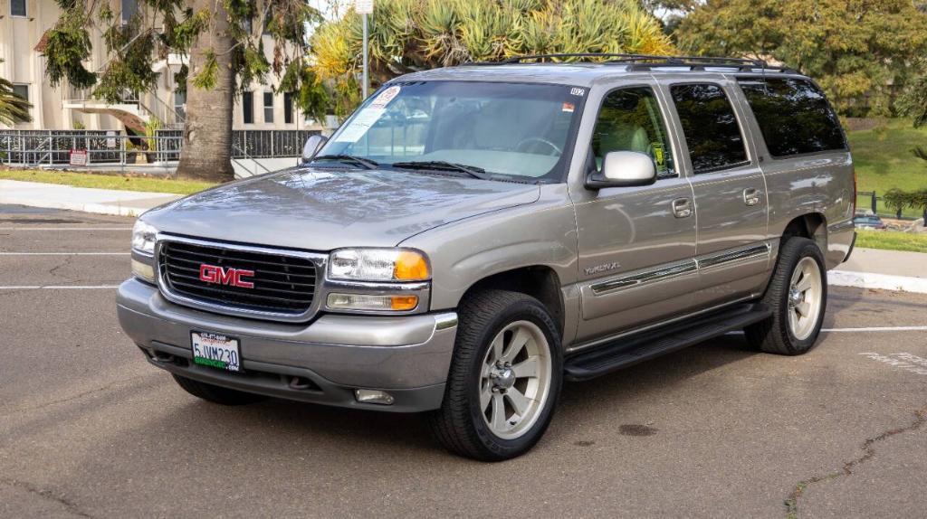 used 2001 GMC Yukon XL car, priced at $9,995