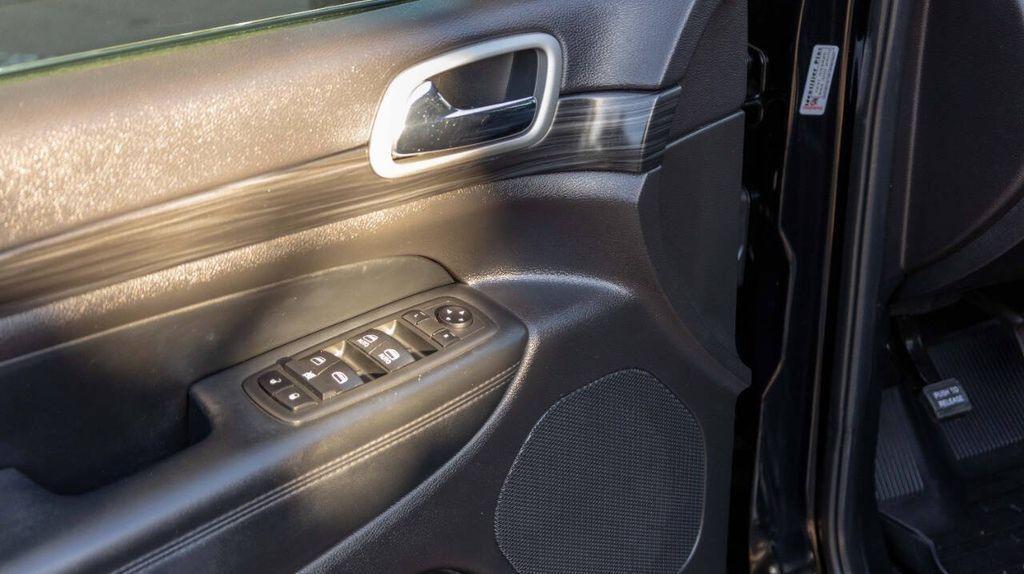 used 2021 Jeep Grand Cherokee car, priced at $24,777