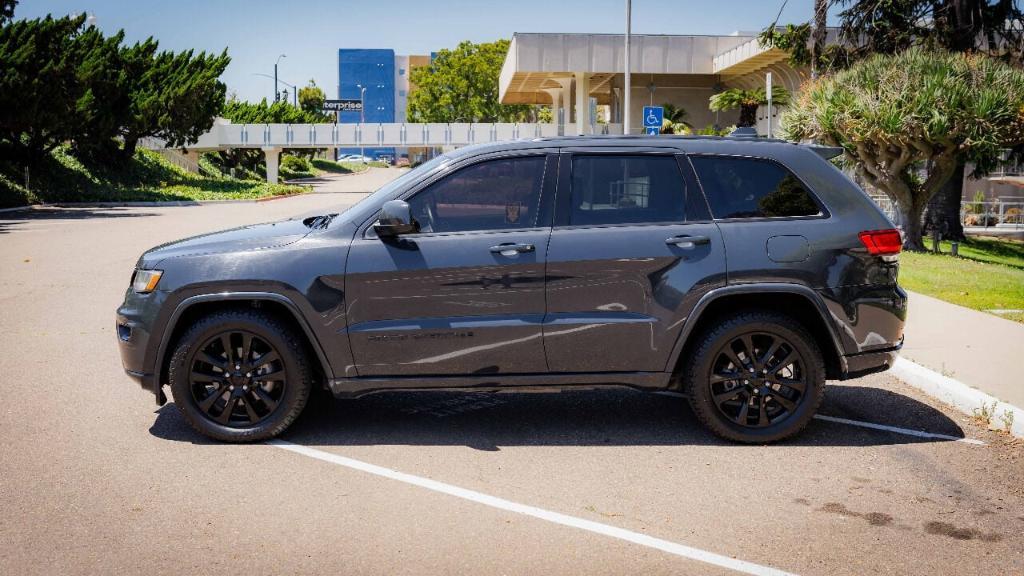 used 2018 Jeep Grand Cherokee car, priced at $22,995