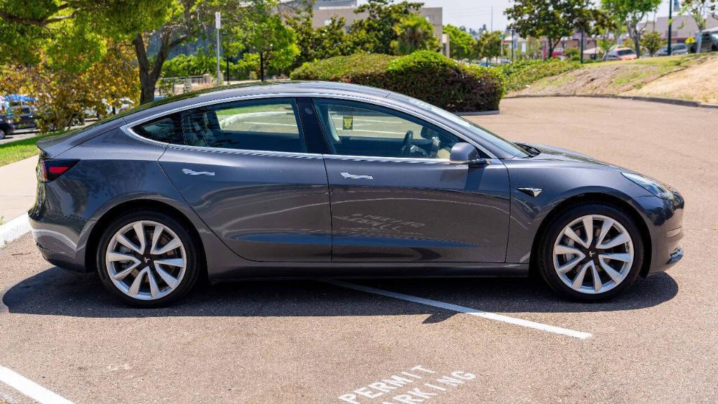 used 2019 Tesla Model 3 car, priced at $25,995