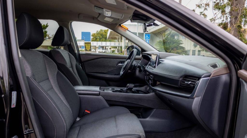 used 2022 Nissan Rogue car, priced at $22,995