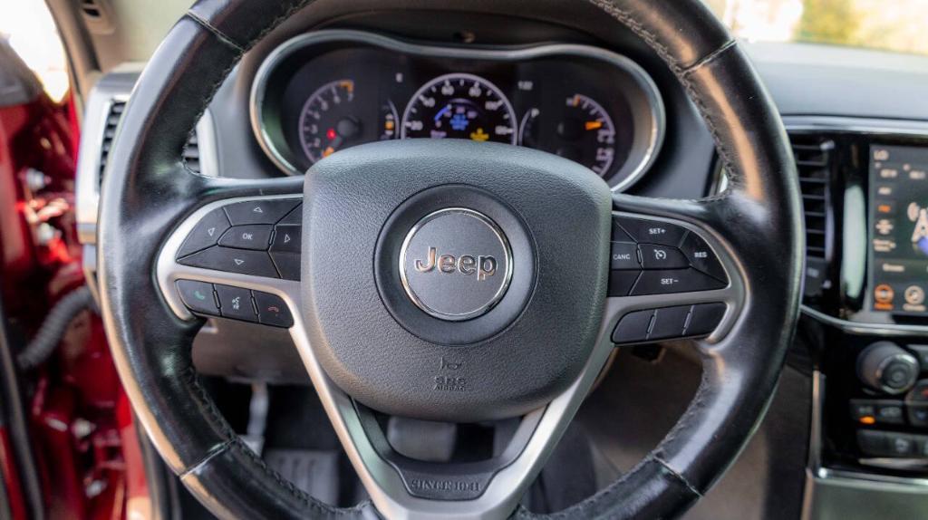 used 2020 Jeep Grand Cherokee car, priced at $27,995