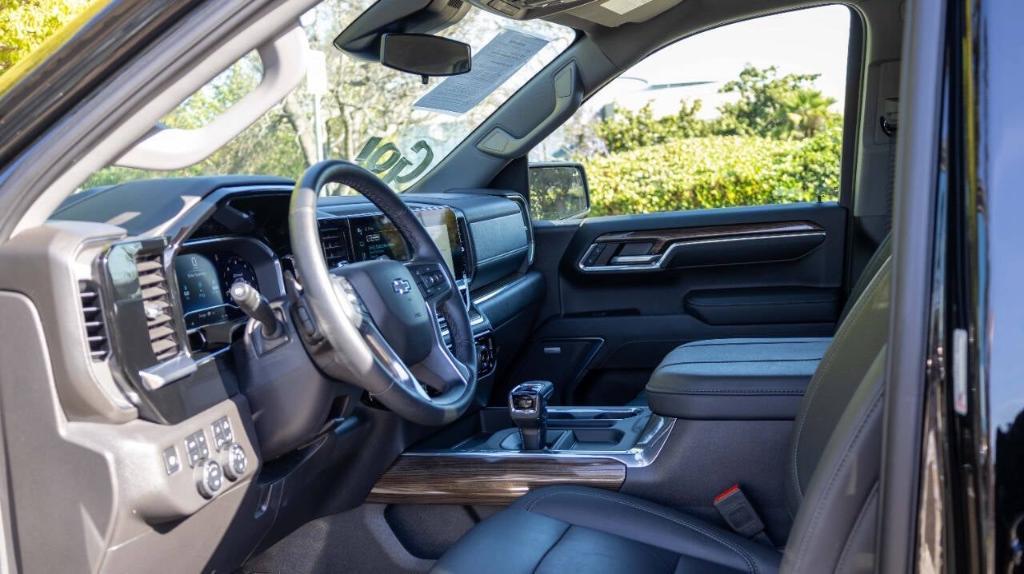 used 2024 Chevrolet Silverado 1500 car, priced at $61,995