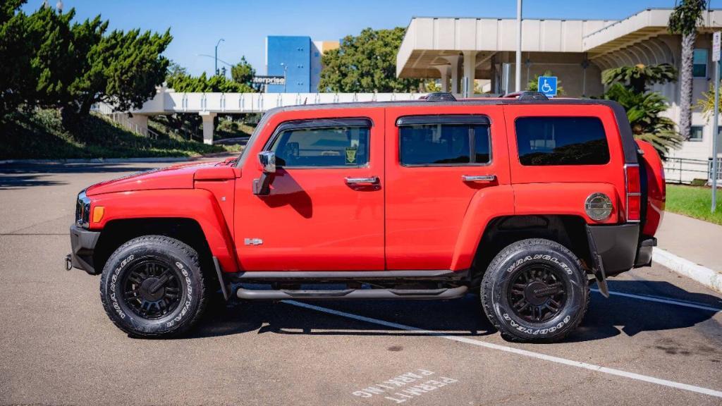 used 2007 Hummer H3 car, priced at $17,995