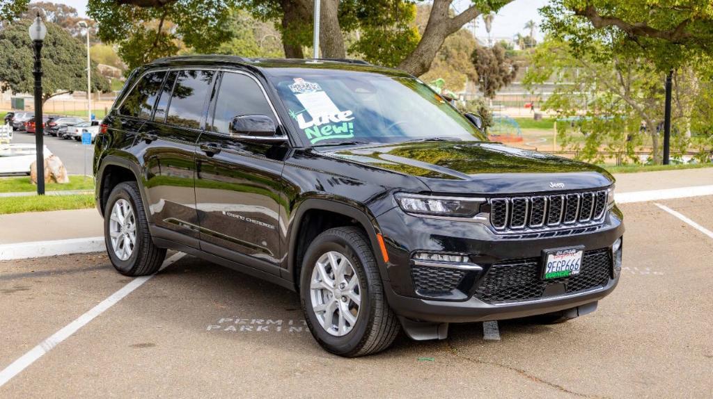 used 2023 Jeep Grand Cherokee car, priced at $31,995