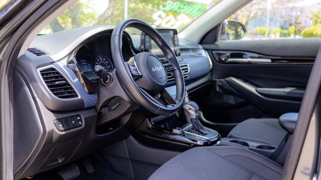 used 2023 Kia Seltos car, priced at $23,995