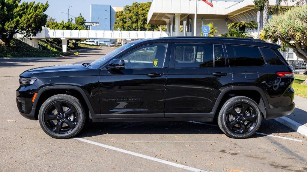 used 2021 Jeep Grand Cherokee L car, priced at $32,995