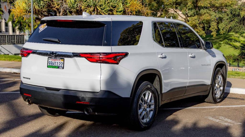 used 2022 Chevrolet Traverse car, priced at $24,495