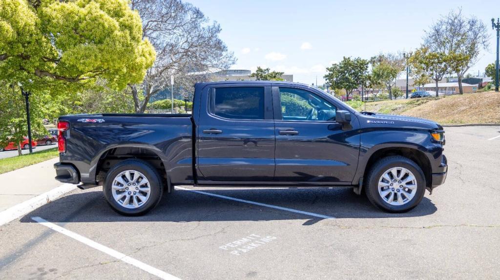 used 2022 Chevrolet Silverado 1500 car, priced at $41,995