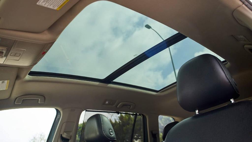 used 2020 Volkswagen Atlas car, priced at $22,995