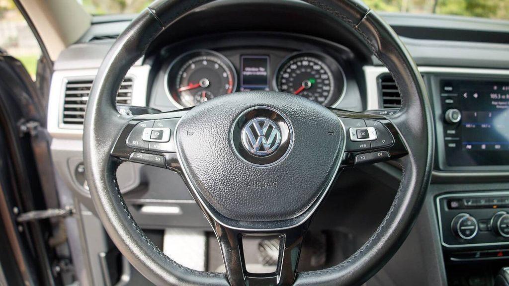 used 2020 Volkswagen Atlas car, priced at $21,995