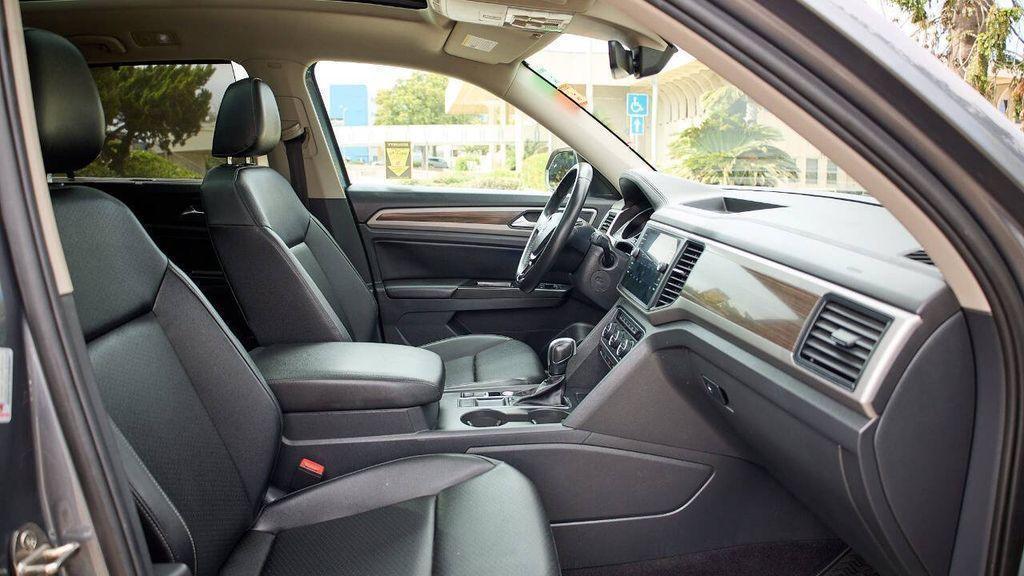 used 2020 Volkswagen Atlas car, priced at $21,995