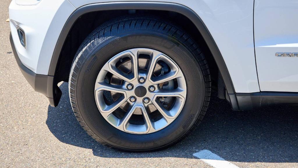 used 2014 Jeep Grand Cherokee car, priced at $11,995