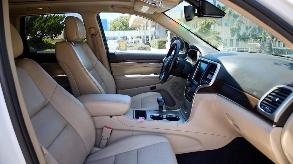 used 2014 Jeep Grand Cherokee car, priced at $11,995