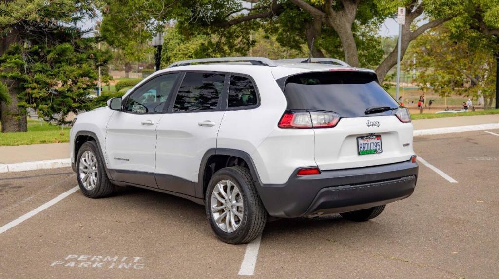 used 2020 Jeep Cherokee car, priced at $18,995