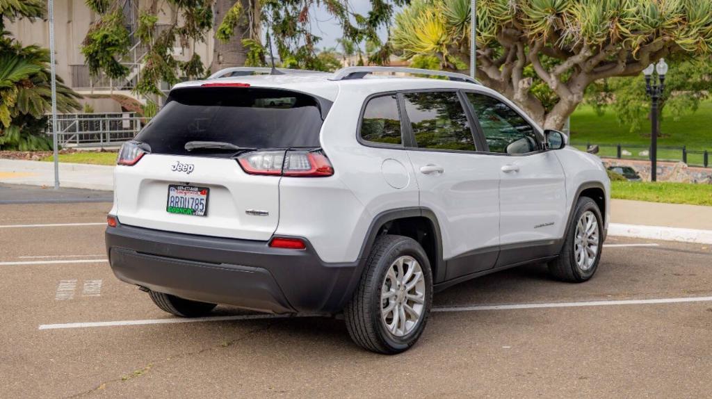 used 2020 Jeep Cherokee car, priced at $18,995