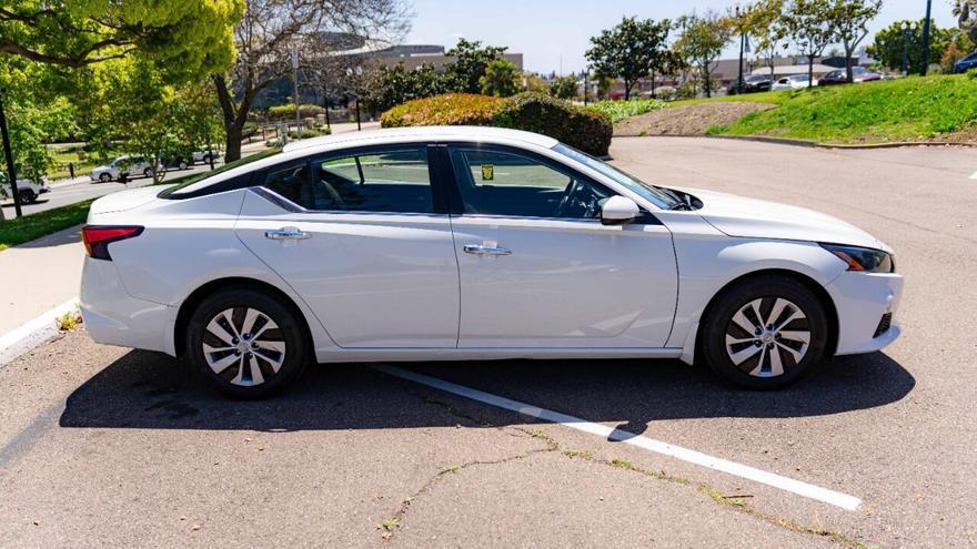 used 2022 Nissan Altima car, priced at $19,995