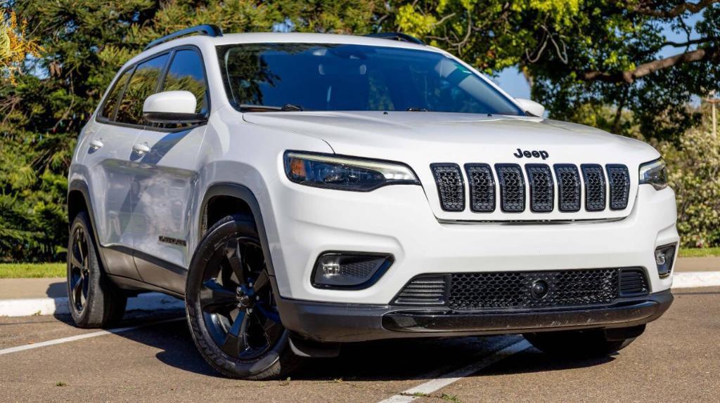 used 2020 Jeep Cherokee car, priced at $18,995