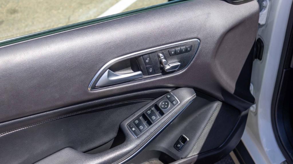 used 2020 Mercedes-Benz GLA 250 car, priced at $21,995
