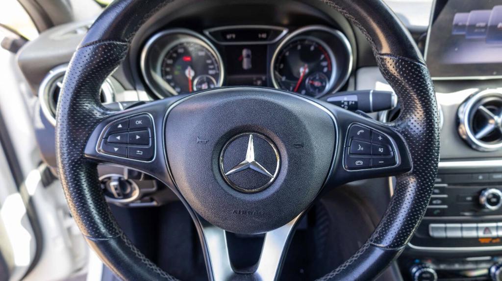 used 2020 Mercedes-Benz GLA 250 car, priced at $21,995
