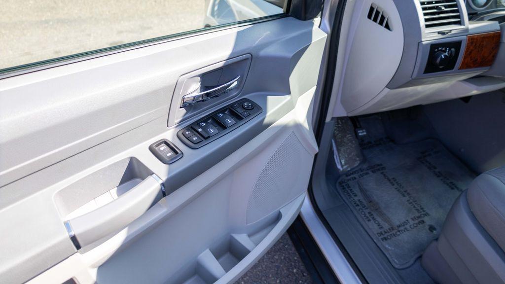 used 2009 Chrysler Town & Country car, priced at $11,777