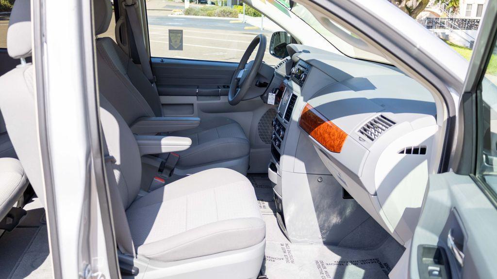 used 2009 Chrysler Town & Country car, priced at $11,777