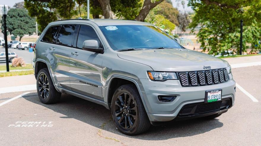 used 2021 Jeep Grand Cherokee car, priced at $27,995