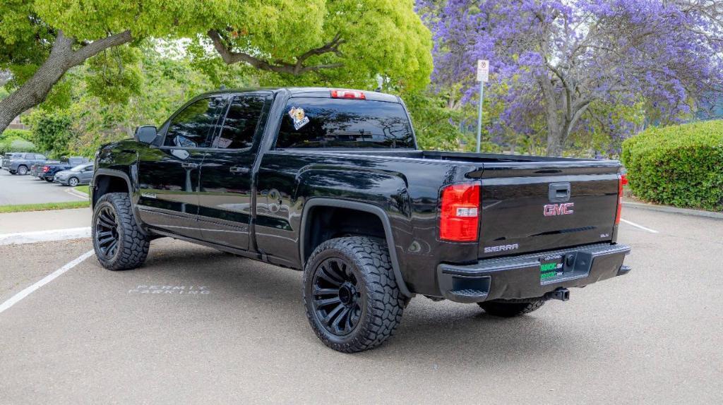 used 2017 GMC Sierra 1500 car, priced at $25,995