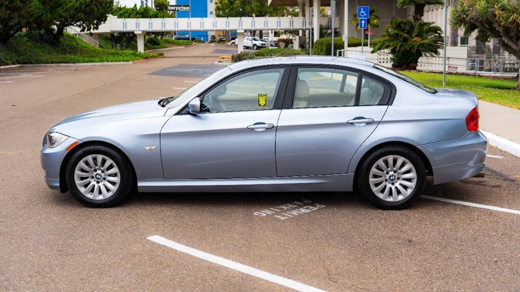 used 2009 BMW 328 car, priced at $12,995