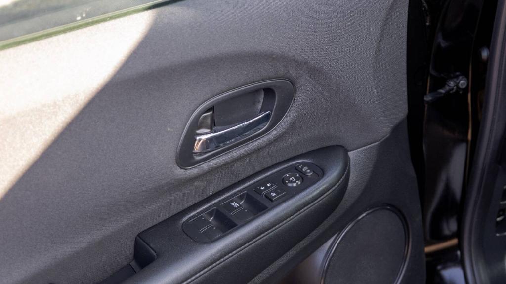used 2022 Honda HR-V car, priced at $21,795