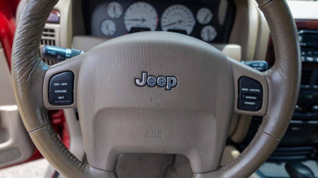 used 2002 Jeep Grand Cherokee car, priced at $9,777
