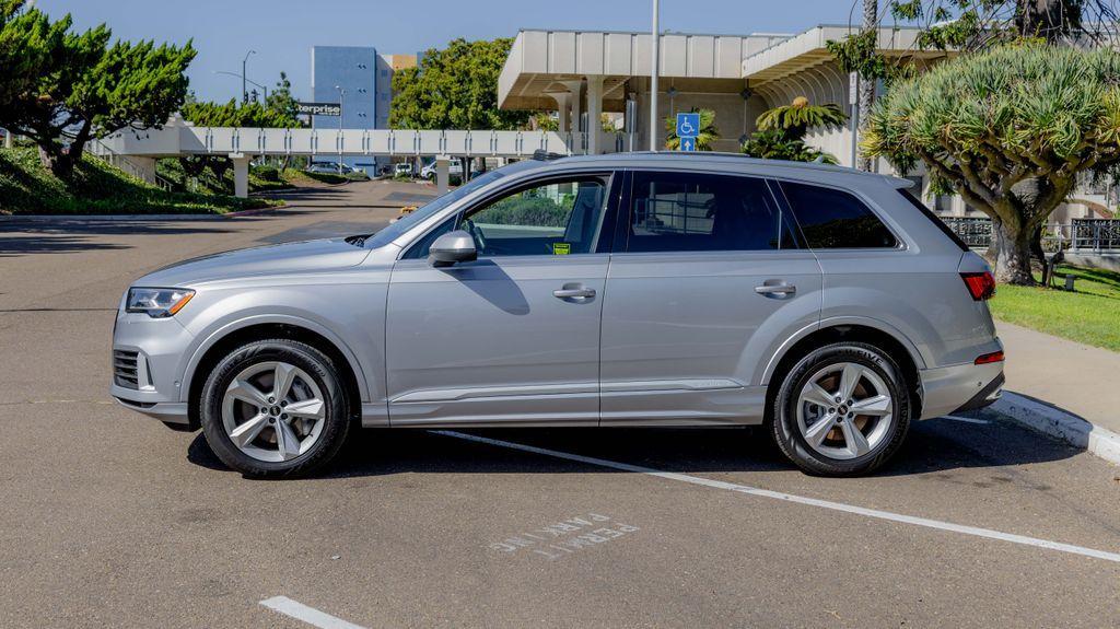 used 2022 Audi Q7 car, priced at $25,995