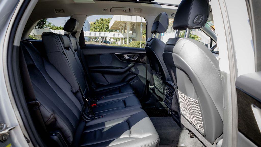used 2022 Audi Q7 car, priced at $25,995
