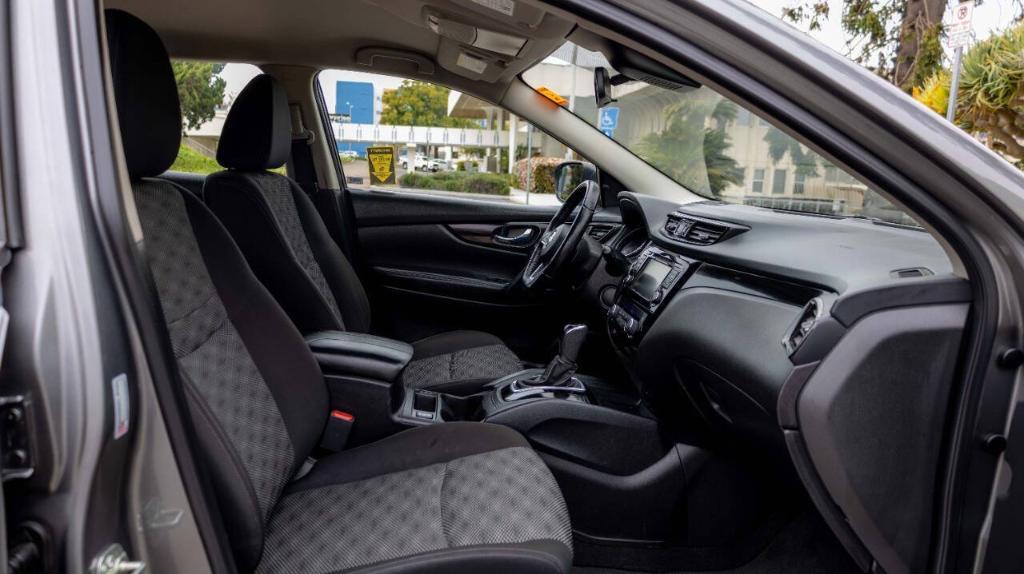 used 2021 Nissan Rogue Sport car, priced at $22,995