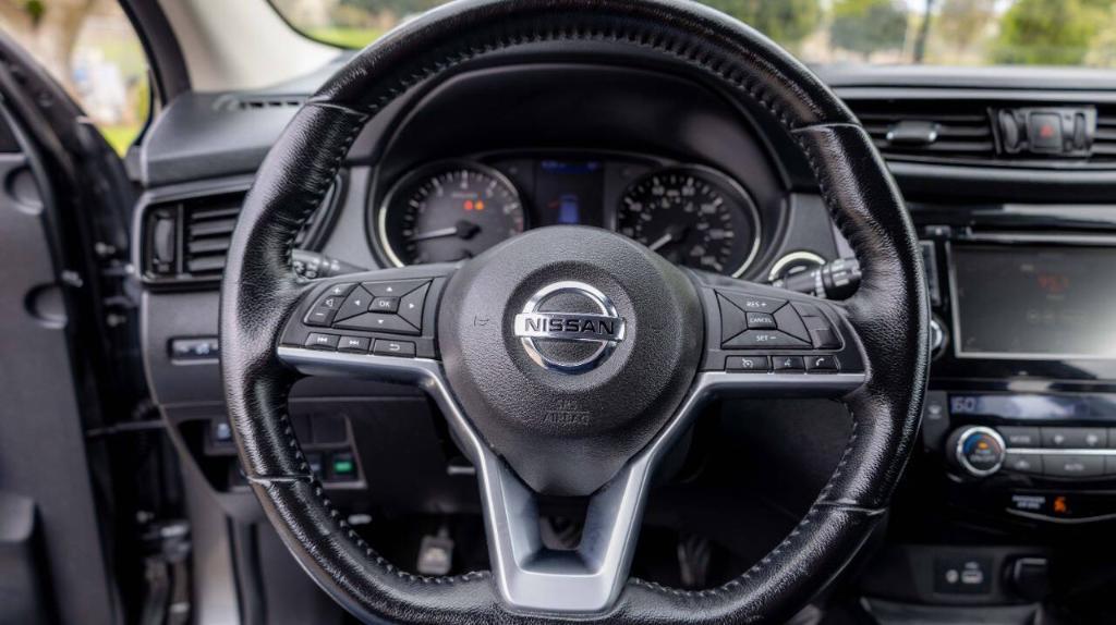 used 2021 Nissan Rogue Sport car, priced at $22,995