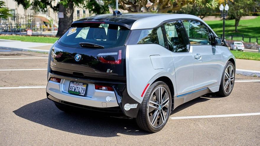 used 2015 BMW i3 car, priced at $10,995