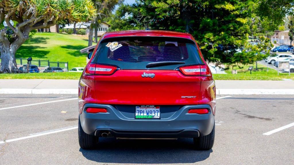 used 2016 Jeep Cherokee car, priced at $10,950