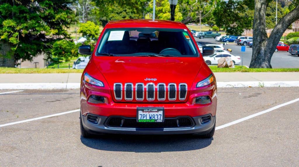 used 2016 Jeep Cherokee car, priced at $10,950