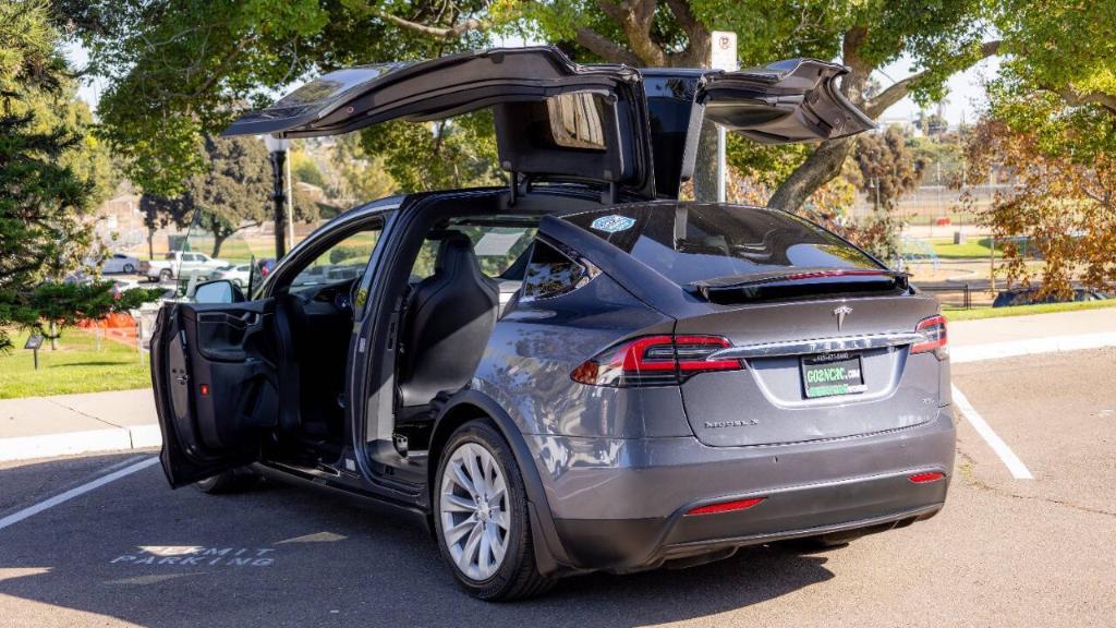 used 2018 Tesla Model X car, priced at $37,995