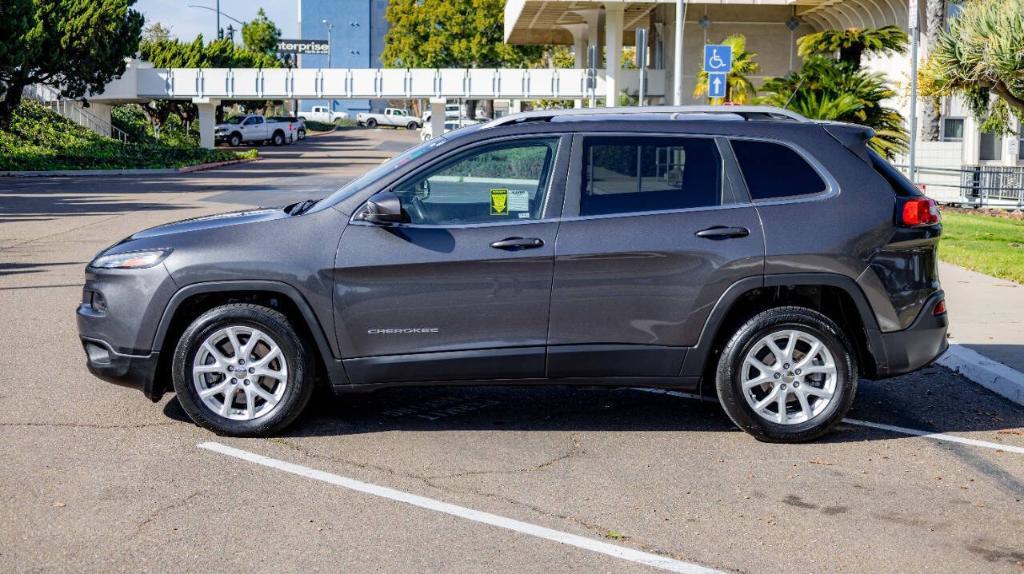 used 2016 Jeep Cherokee car, priced at $10,995