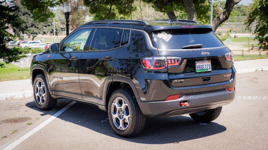 used 2022 Jeep Compass car, priced at $21,995