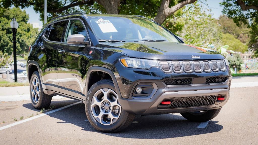 used 2022 Jeep Compass car, priced at $24,995