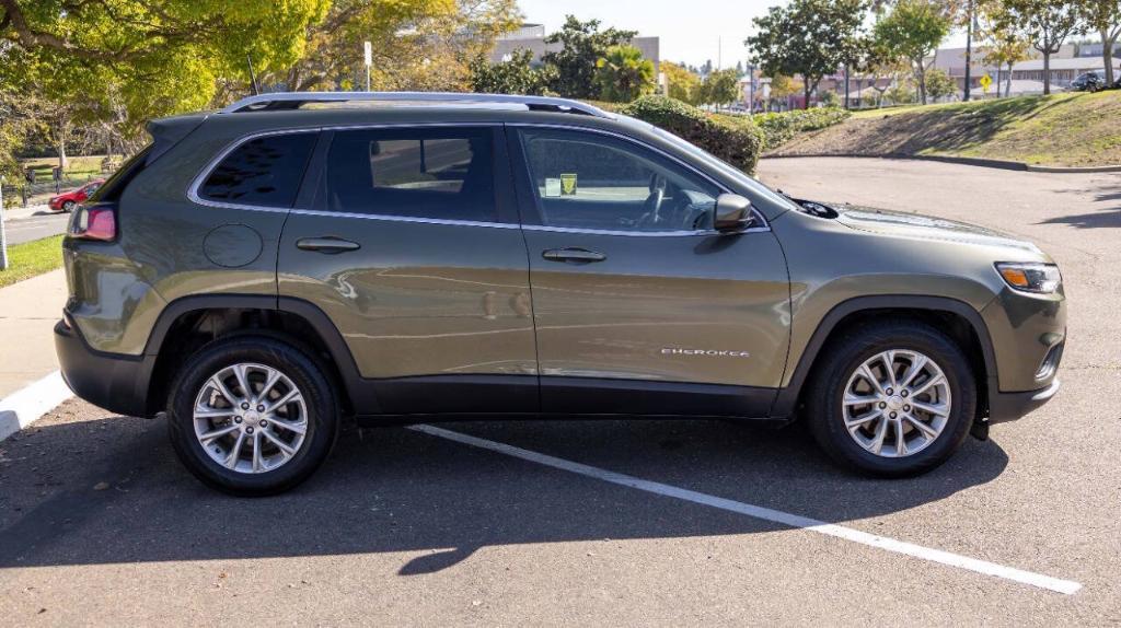 used 2019 Jeep Cherokee car, priced at $14,995