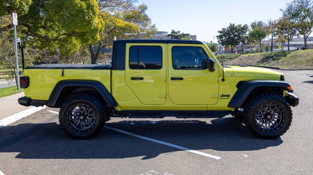 used 2023 Jeep Gladiator car, priced at $35,995