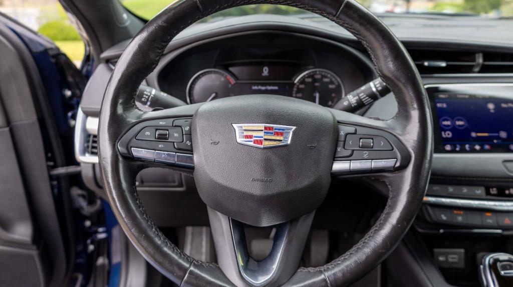used 2021 Cadillac XT4 car, priced at $24,995