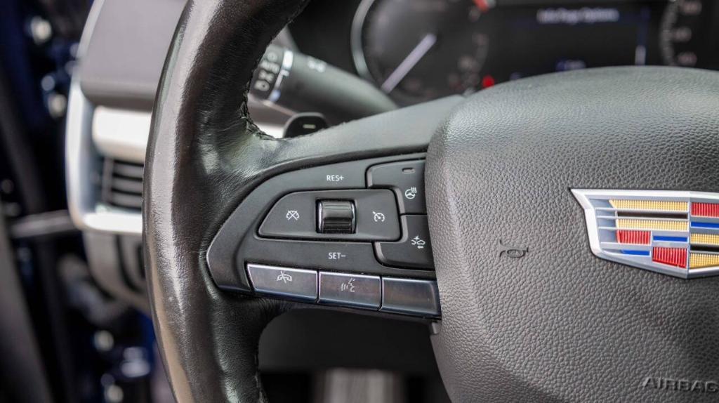 used 2021 Cadillac XT4 car, priced at $24,995
