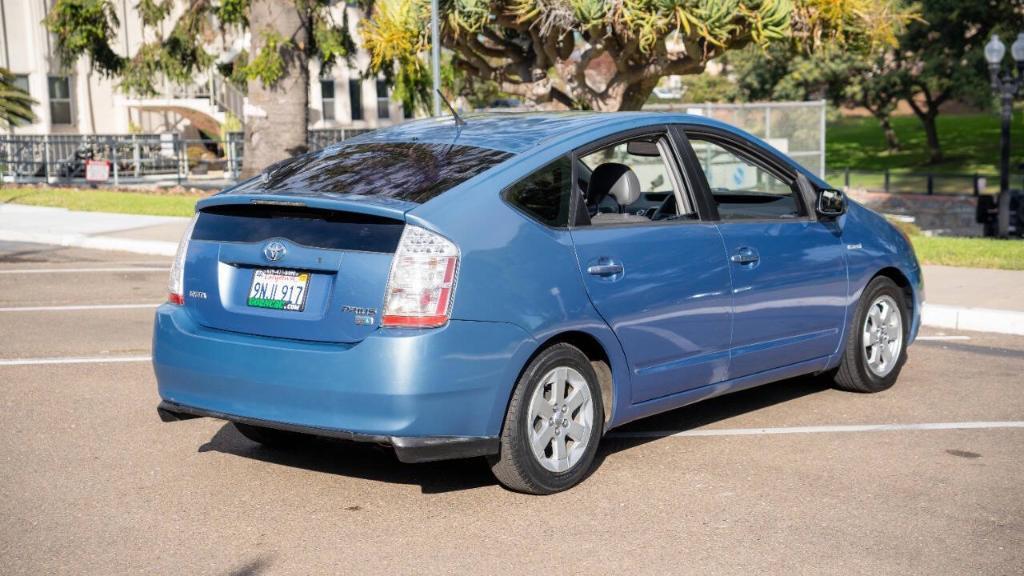 used 2008 Toyota Prius car, priced at $9,995