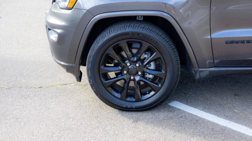 used 2019 Jeep Grand Cherokee car, priced at $25,995