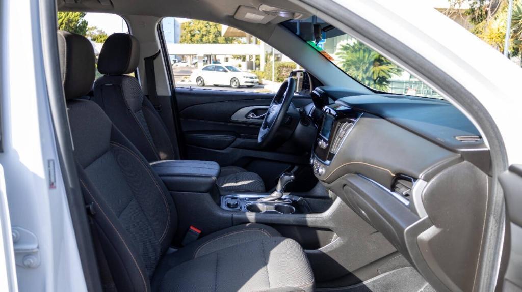 used 2019 Chevrolet Traverse car, priced at $17,995