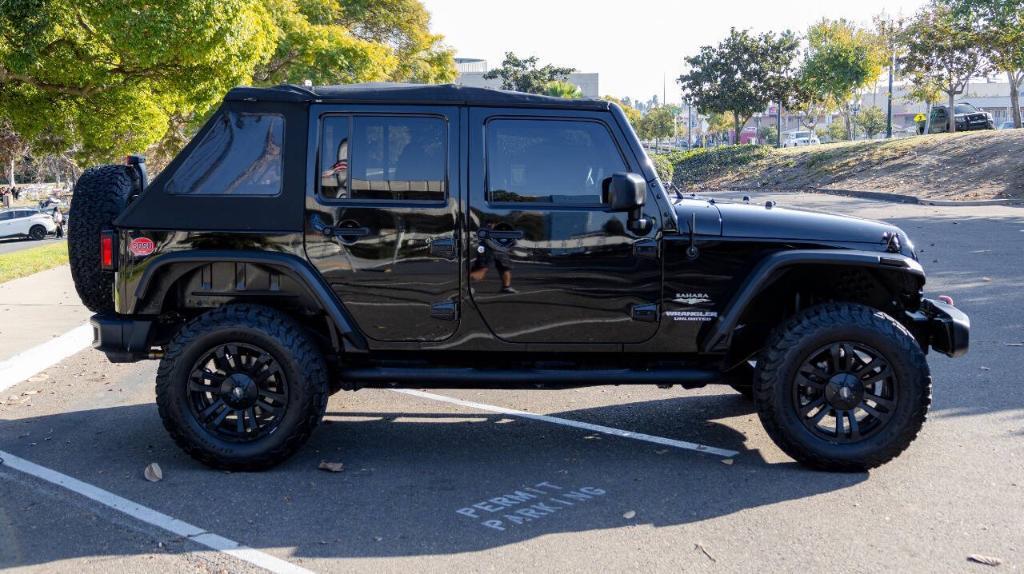 used 2015 Jeep Wrangler Unlimited car, priced at $18,995